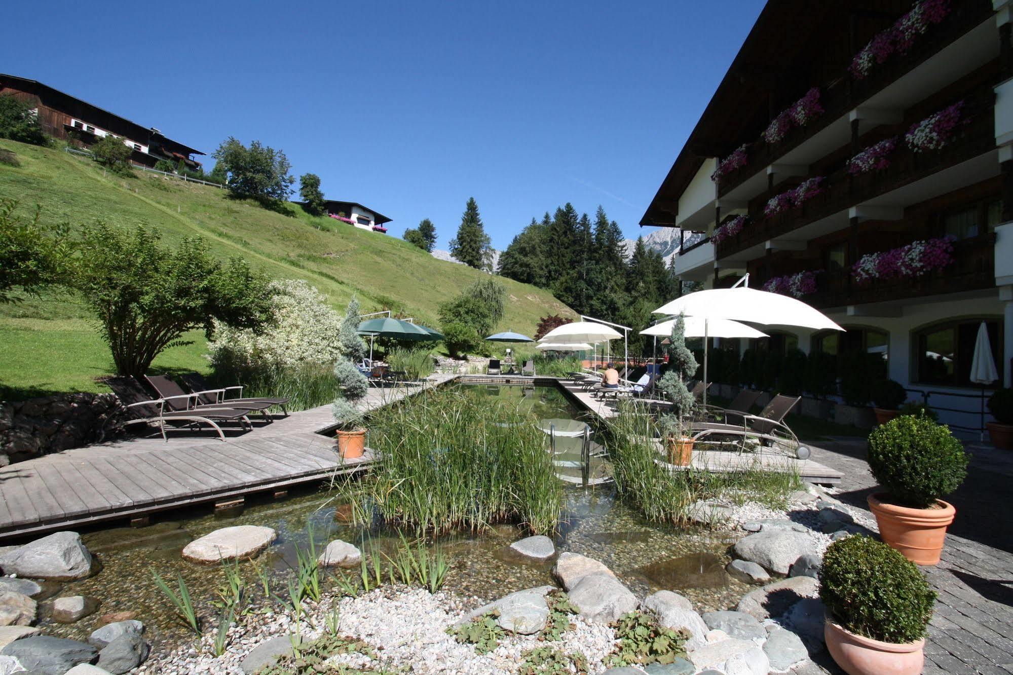 Familienhotel Christoph เอลล์เมา ภายนอก รูปภาพ