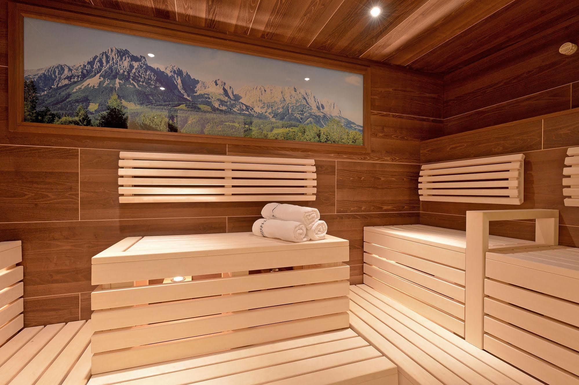 Familienhotel Christoph เอลล์เมา ภายนอก รูปภาพ