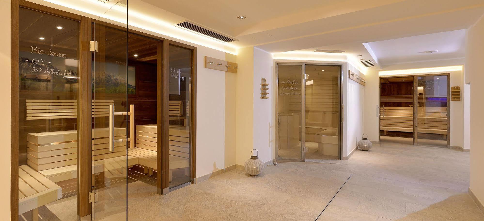 Familienhotel Christoph เอลล์เมา ภายนอก รูปภาพ